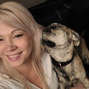 Meet your Posher, Pam